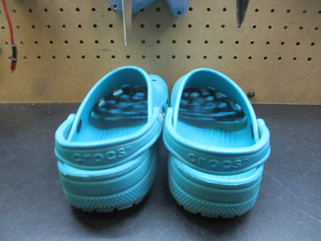 Load image into Gallery viewer, Used Crocs - Size Womens 11
