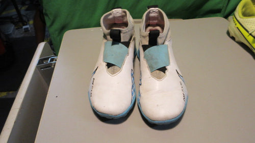 Used Nike Air Zoom Youth 2 Indoor Soccer Cleats