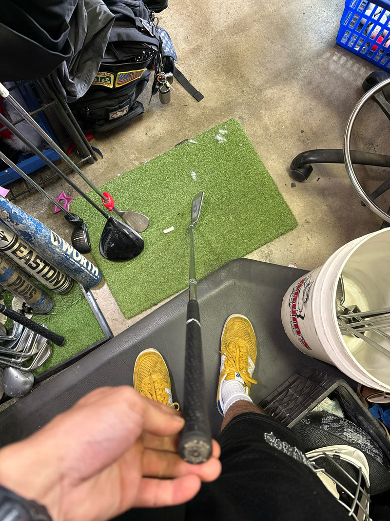 Load image into Gallery viewer, Used Spalding Elite QN Right Hand 8 Iron
