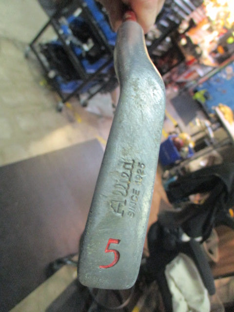 Used Allied RH 5 Iron Jr Golf Club