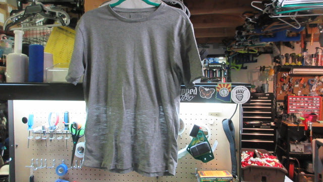 Load image into Gallery viewer, Used Fabletics T-Shirt - Size Small
