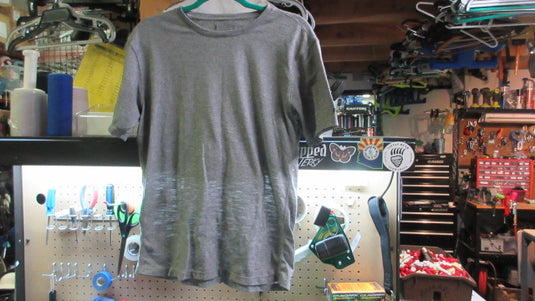 Used Fabletics T-Shirt - Size Small