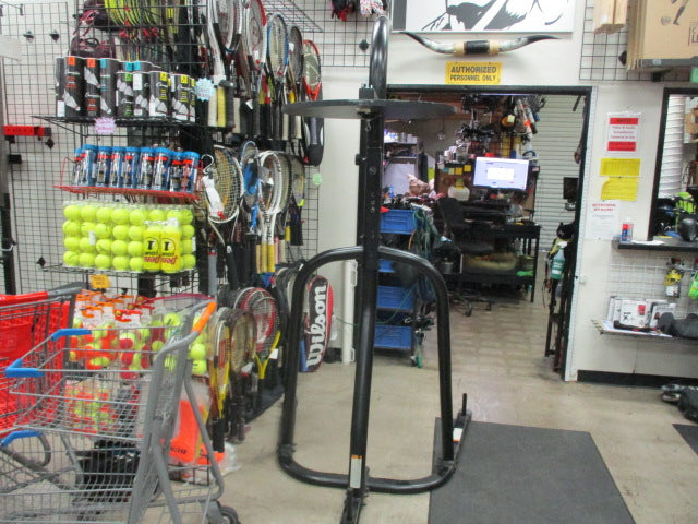 Load image into Gallery viewer, Used Everlast Dual Station Heavy Bag/Speed Bag Stand

