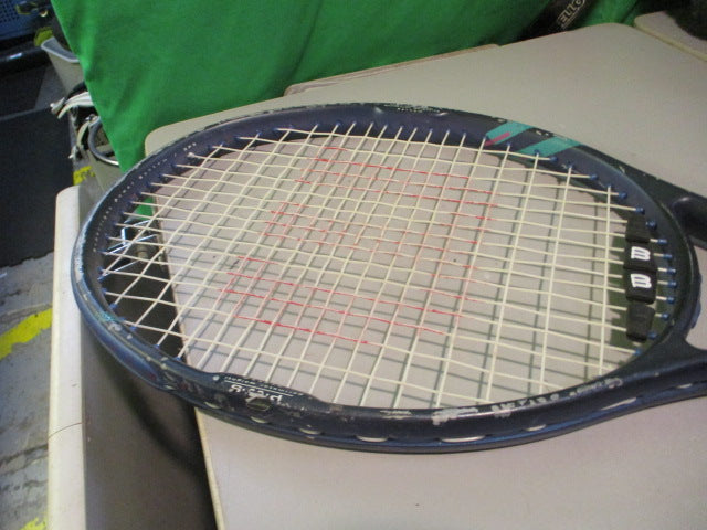 Load image into Gallery viewer, Used Wilson Graphite Aggressor 8.5 Si 27" Tennis Racquet
