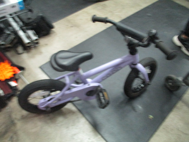 Load image into Gallery viewer, Used Rei Co-Op Rev 12&quot; Kids Bicycle

