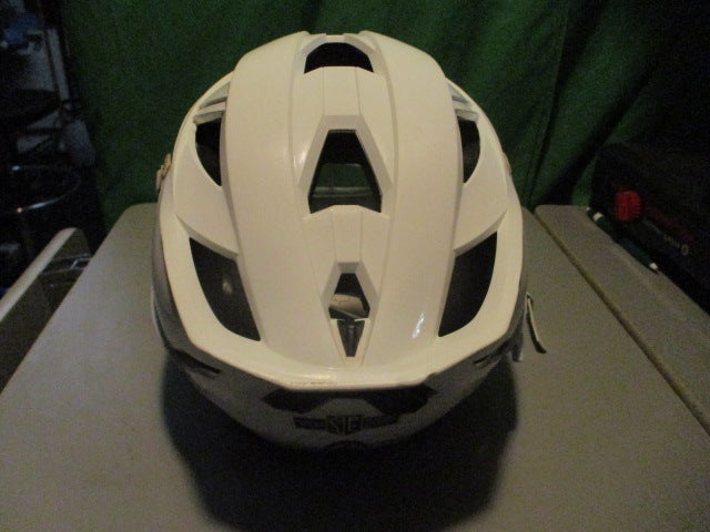 Load image into Gallery viewer, Used Cascade XRS Pro White Adjustable Lacrosse Helmet

