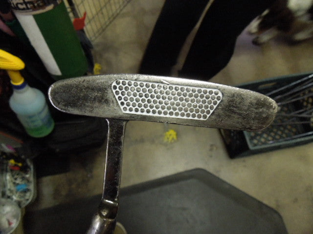 Load image into Gallery viewer, Used ProTactic Pro Control II Series 300 Right Hand 32" Blade Putter
