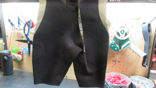 Load image into Gallery viewer, Used O'Neill Shorty Wetsuit - Size Small
