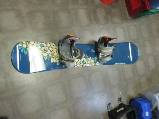 Used Santa Cruz C 143cm RSC Snowboard With Bindings