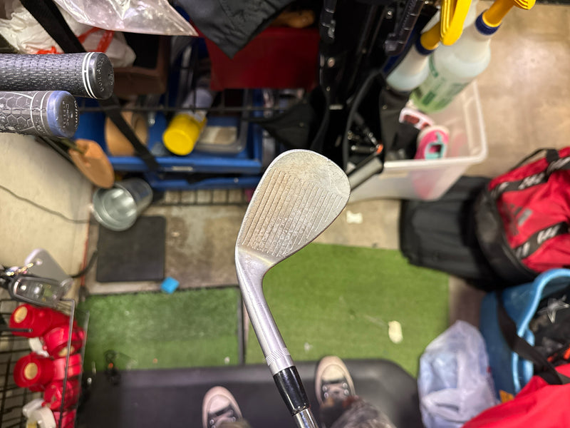 Load image into Gallery viewer, Used Titleist BV 2009 Satin Chrome Finish Spin Milled 60º Right Hand Lob Wedge
