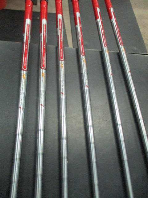 Load image into Gallery viewer, Used Cleveland Hibore XLi Hybrid Iron Set 3, 4, 6, 7, 9, PW
