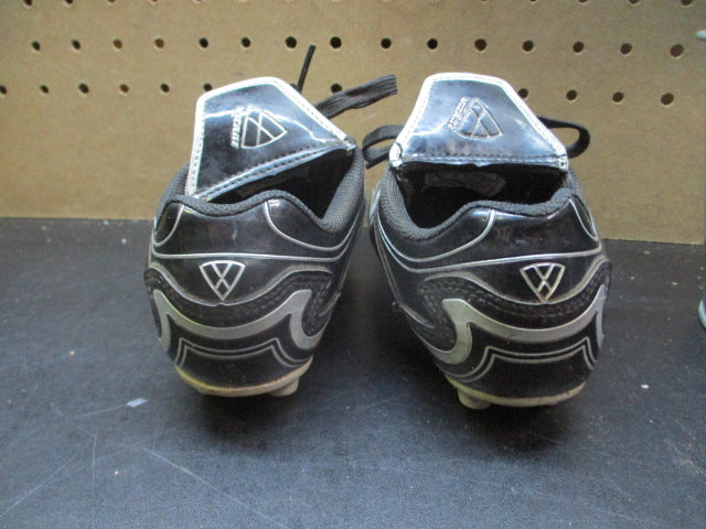 Load image into Gallery viewer, Used Striker Firm Ground Soccer Shoes - Size Youth 10

