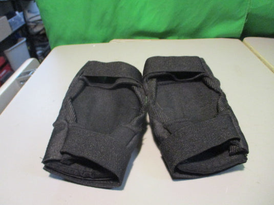 Used Pro Tec Youth Small Skating Elbow Pads