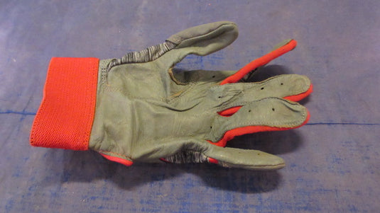 Used Rawlings Batting Glove Youth Size Large