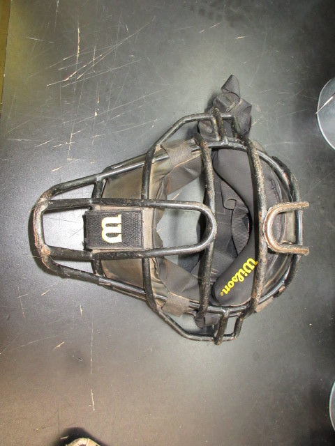 Load image into Gallery viewer, Used Wilson Umpire Face Mask
