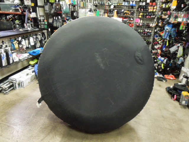Load image into Gallery viewer, Used Sports Stuff Big Bertha Towable 4 Person Towable Tube with Outer Cover
