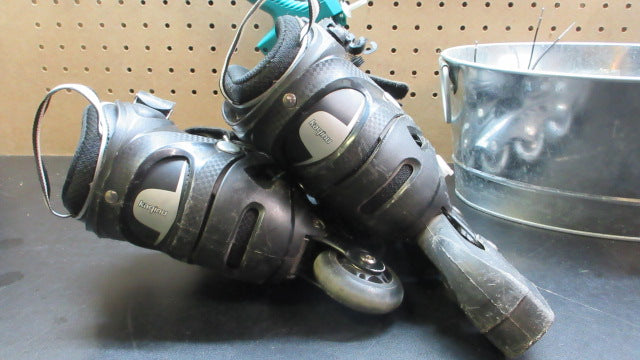 Load image into Gallery viewer, Used Kaqinu ABEC-7 Youth Small Adjustable Roller Skates
