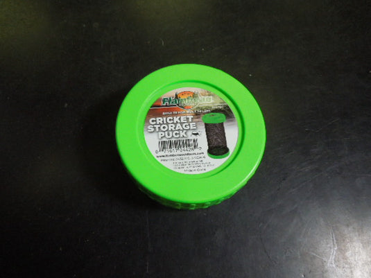Like New Flambeau Outdoor Cricket Storage Puck