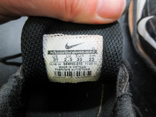 Load image into Gallery viewer, Used Nike Vapor Keystone 2 Low Baseball Cleats - Size Youth 3

