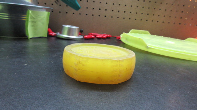 Load image into Gallery viewer, Used Club K Spin Right Softball Spinner
