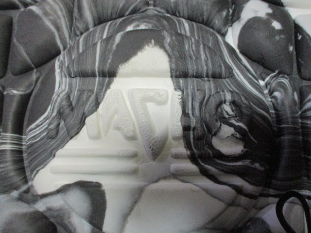 Load image into Gallery viewer, Used Macho Martial Arts Chest Protector

