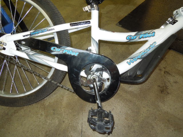 Load image into Gallery viewer, Used Weeride Co-Pilot Tag A Long Bike Trailer
