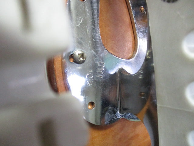 Load image into Gallery viewer, Used Don Jackson 7.5- 8 Figure Skates
