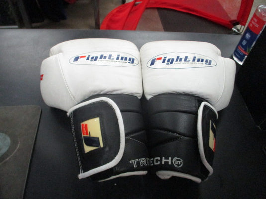 Used Fighting Tri Tec 3T 16Oz Boxing Gloves