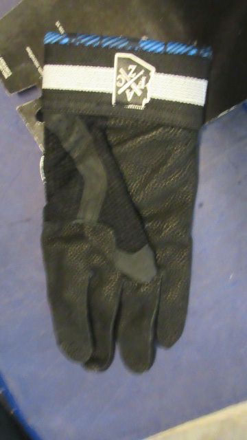 Easton Walk-Off NX Batting Gloves Adult Size Medium - Like New