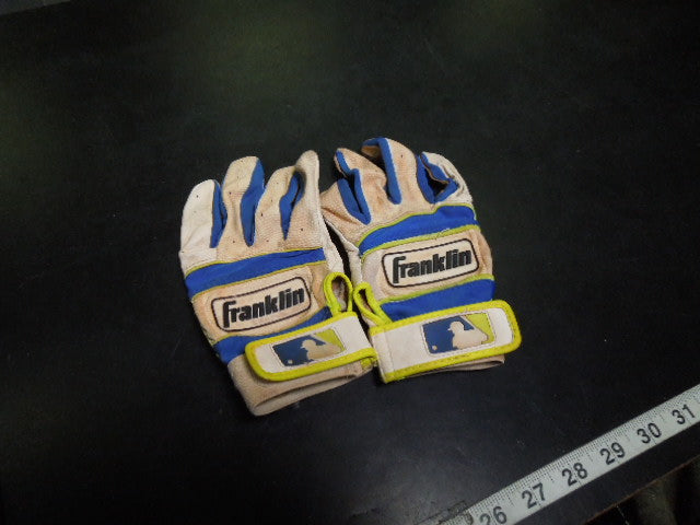 Load image into Gallery viewer, Used Franklin Batting Gloves Size Youth Large
