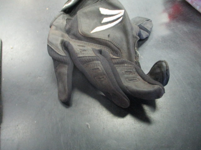 Load image into Gallery viewer, Used Easton Baseball Batting Glove - RH

