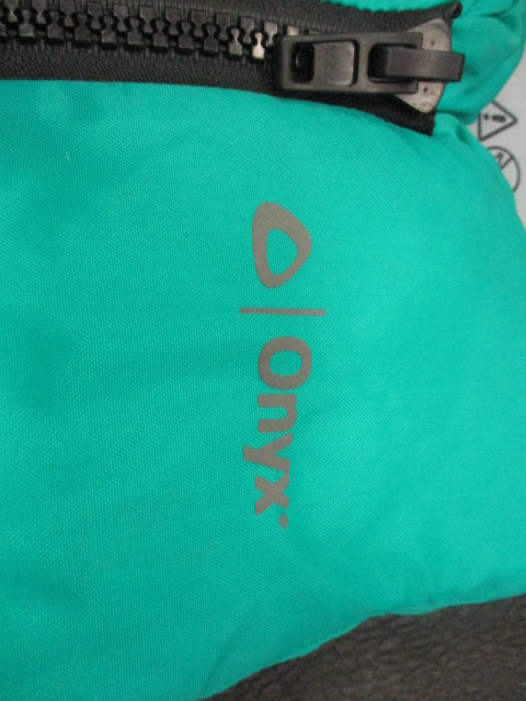 Load image into Gallery viewer, Used Onyx Adult Universal Life Jacket
