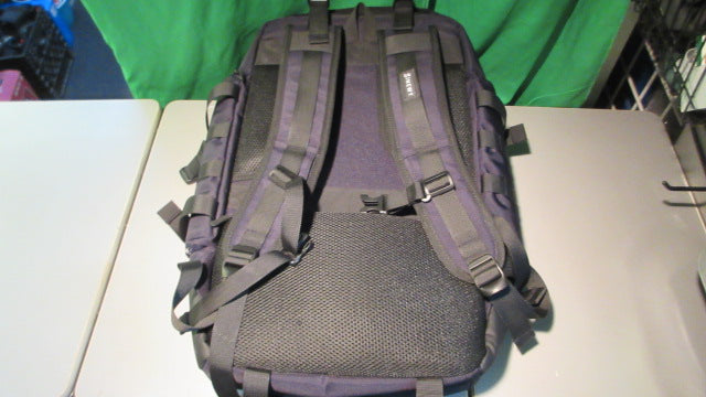 Load image into Gallery viewer, New Sinewy Titan Backpack
