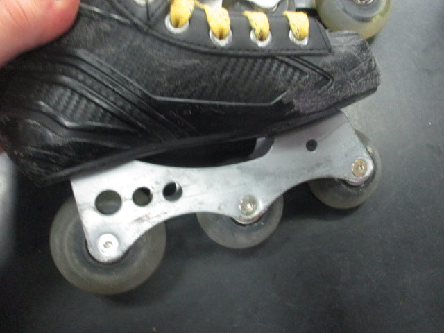 Load image into Gallery viewer, Used Bauer Xr300 Roller Hockey Skates Size 13Y
