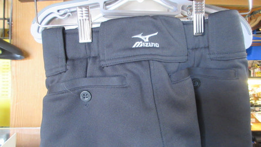 Used Mizuno Baseball Knickers - Size Youth Medium