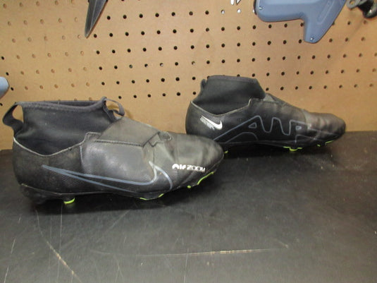 Used Nike Zoom Mercurial Superfly 9 Academy FG Cleats - Size Youth 5.5