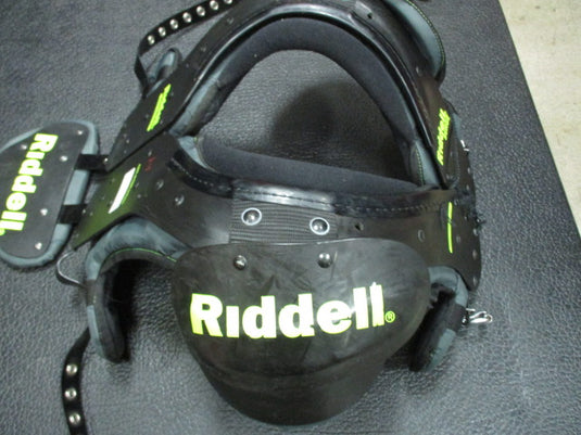 Used Riddell Shoulder Pads with Back Pad Size Large (100) 13"-14"