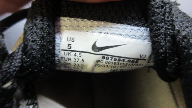 Load image into Gallery viewer, Used Nike Zoom Rival S 9 Paint Splatter Track Shoes - Size 5
