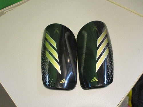 Used Adidas Adult Sock Soccer Shin Guards