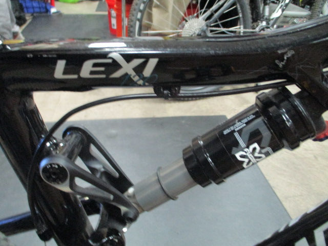 Load image into Gallery viewer, Used Cannondale Lexi One Twenty Womens Small Frame
