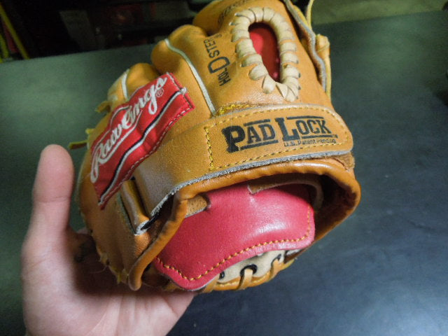Load image into Gallery viewer, Used Rawlings Super Size RMG134T RHT 13.5" Outfield Glove
