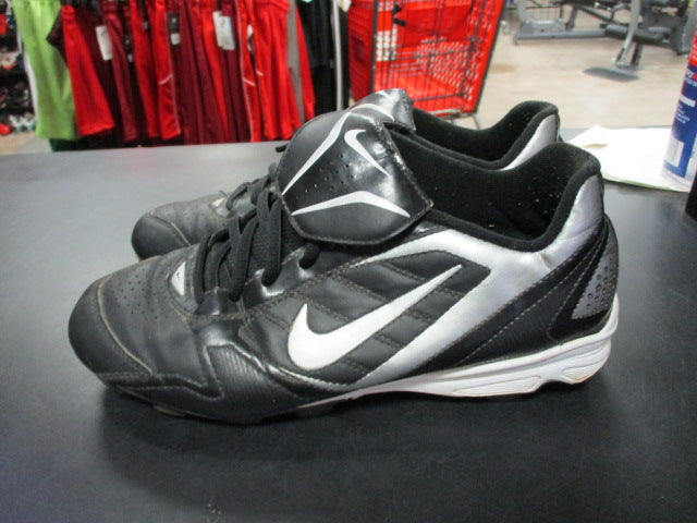 Load image into Gallery viewer, Used Nike Keystone Low Size Youth 6 Cleats
