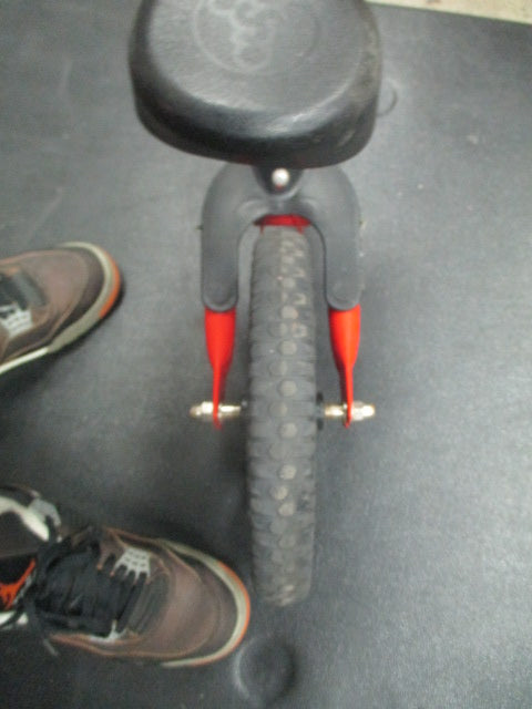 Load image into Gallery viewer, Used Strider 12&quot; Sport Balance Bike
