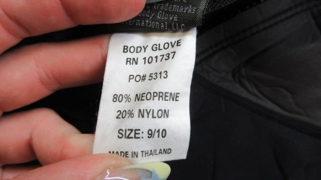 Load image into Gallery viewer, Used Body Glove Shorty Wetsuit - Size 9/10

