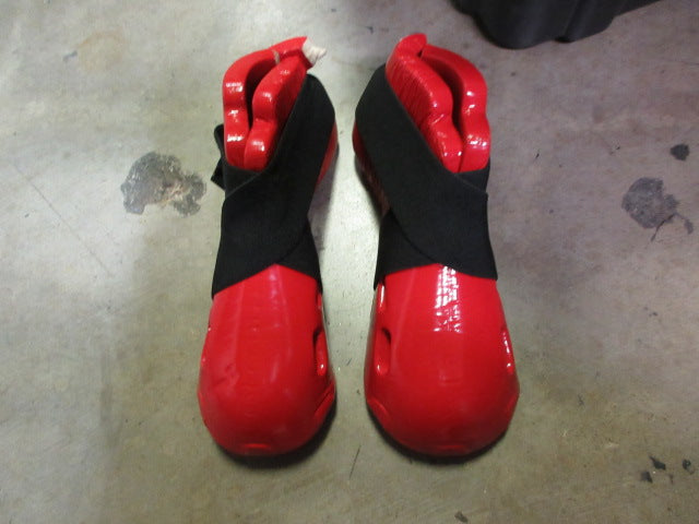 Load image into Gallery viewer, Used Pro Force Lightning Sparring Shoes - Youth
