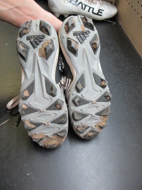 Load image into Gallery viewer, Used Adidas Freak MD J Zubaz Football Cleats - Size 2
