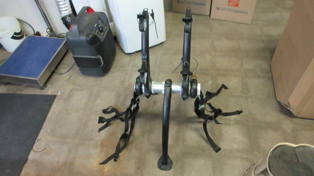 Load image into Gallery viewer, Used Saris Bones 2 Bike Trunk Rack
