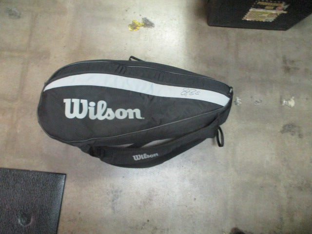 Load image into Gallery viewer, Used Wilson Multi Tennis RACQUET BAG Wth backpack straps
