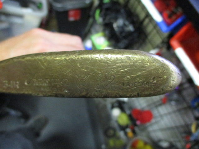 Load image into Gallery viewer, Used Titleist Bulls Eye RH 34&quot; Putter
