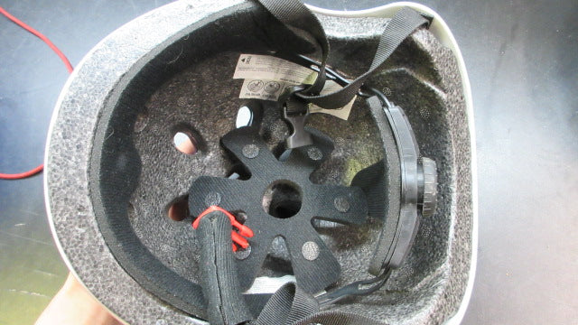 Load image into Gallery viewer, Used Bicycle Helmet - Size Medium
